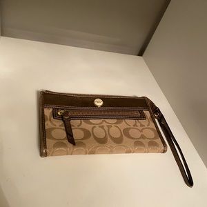 Coach wallet/wristlet